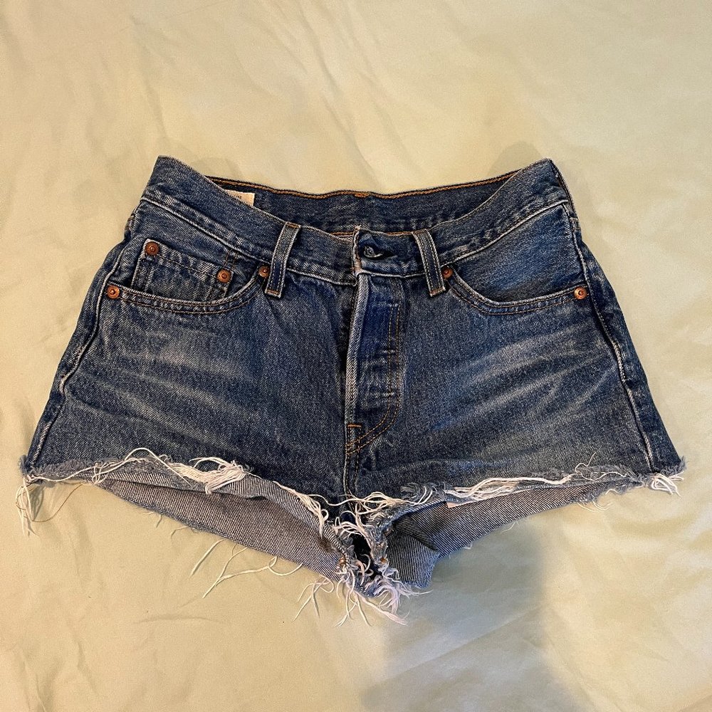 Size 25 Levi's 501 Denim Shorts
